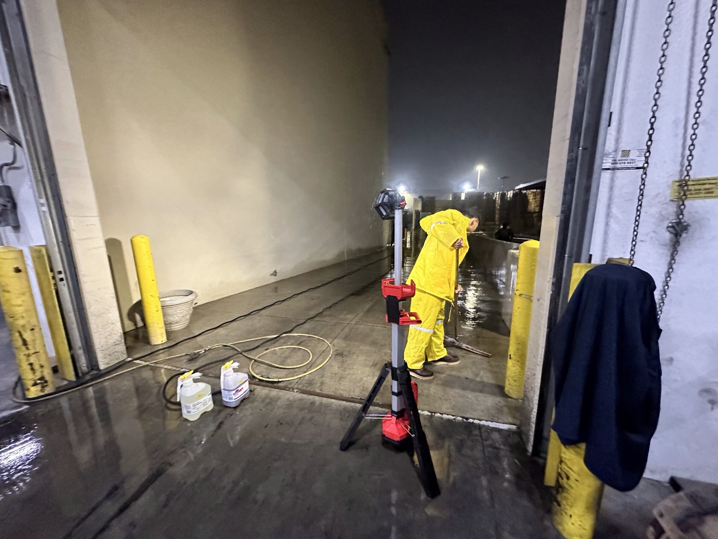 VHH spill-response team in PPE