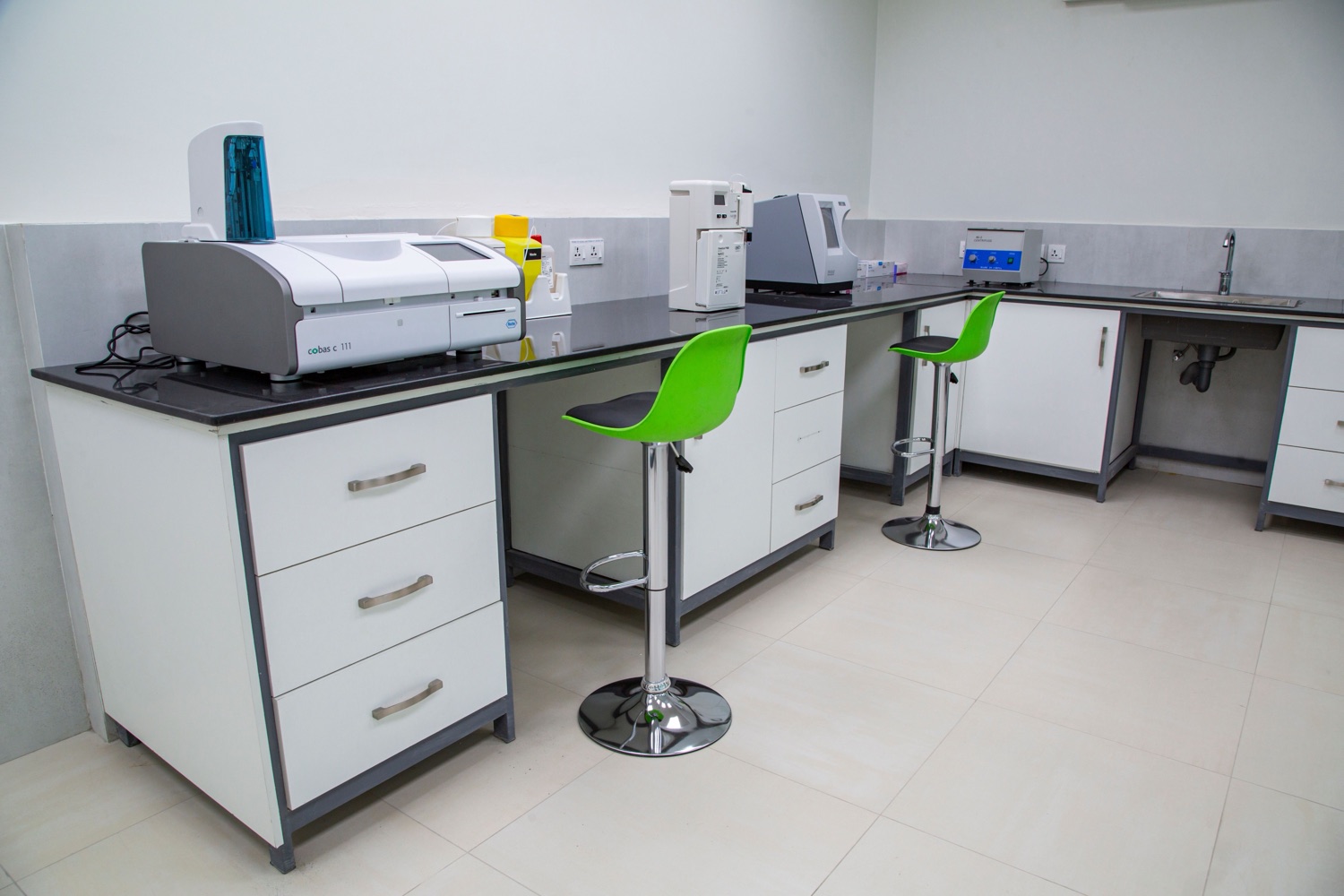 Laboratory workspace
